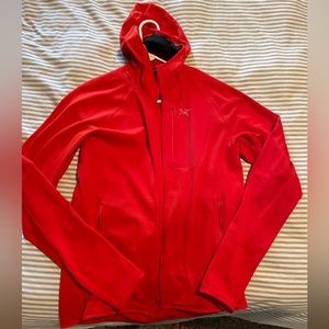 Arc’Teryx Delta MX Hoodie Size: M